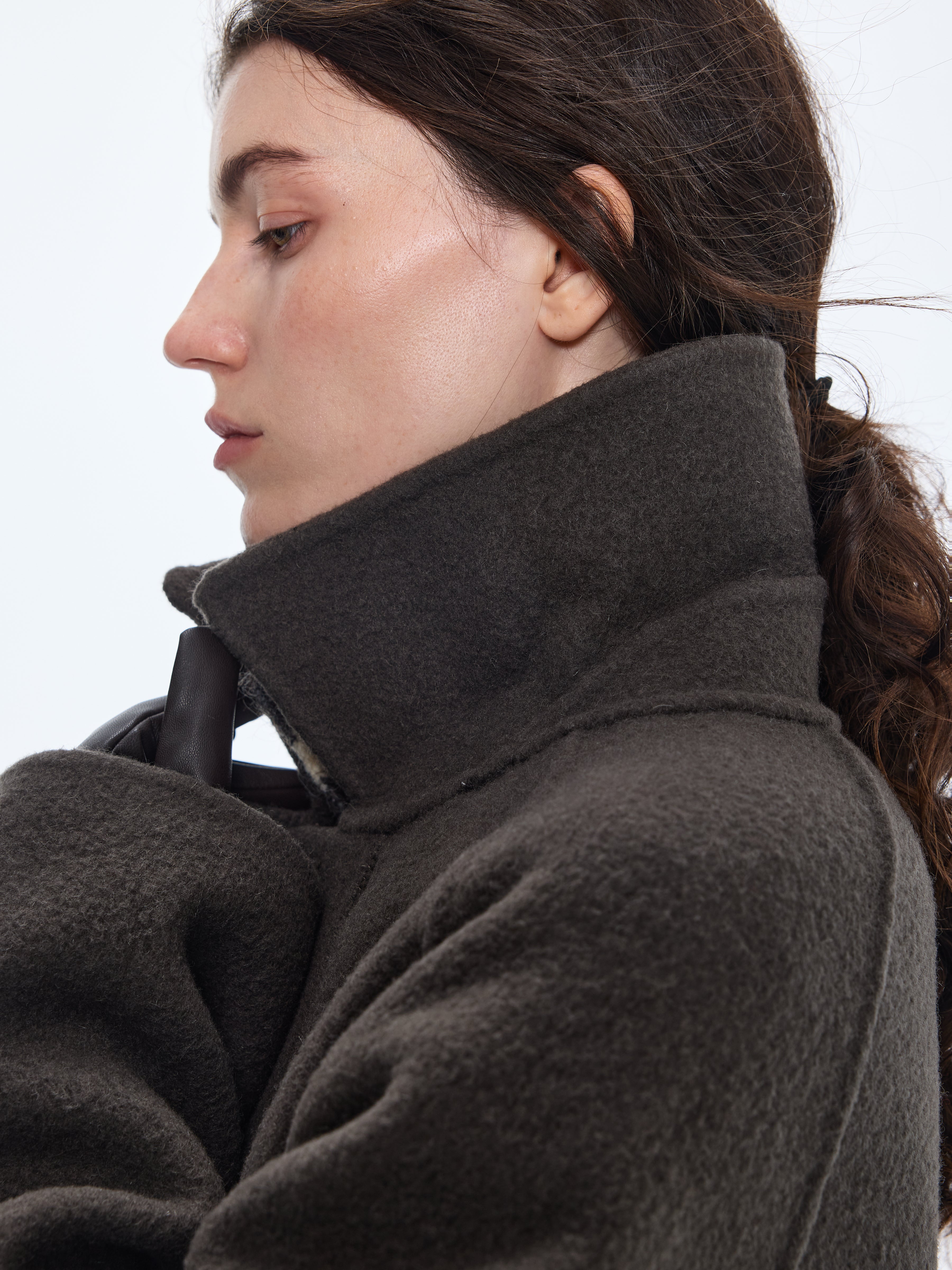 Manteau long en laine coupe classique