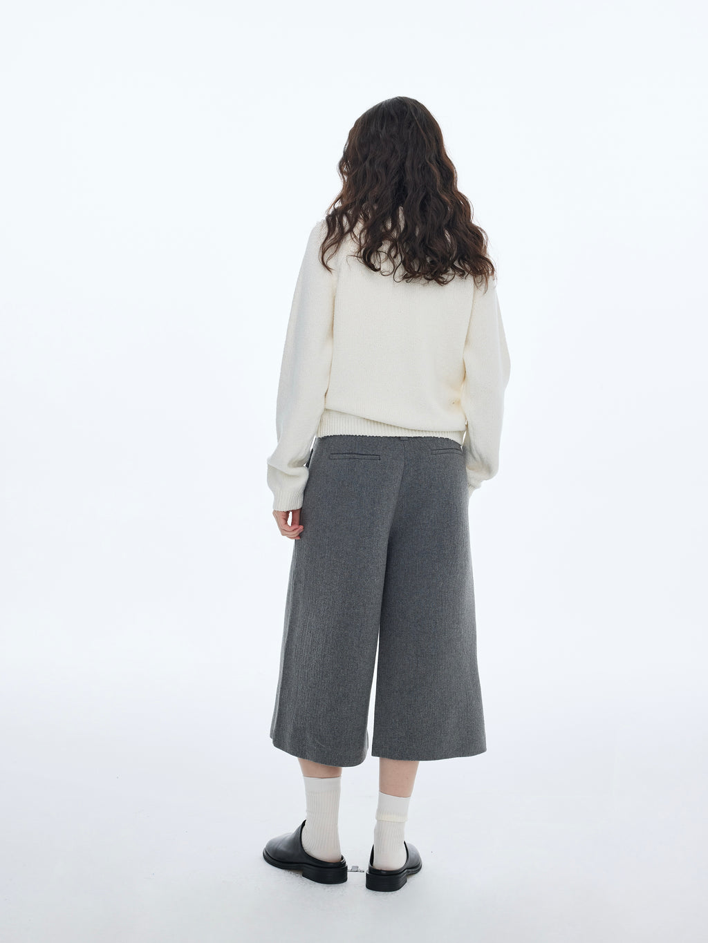 Textured Wool‑Blend Cropped Trousers