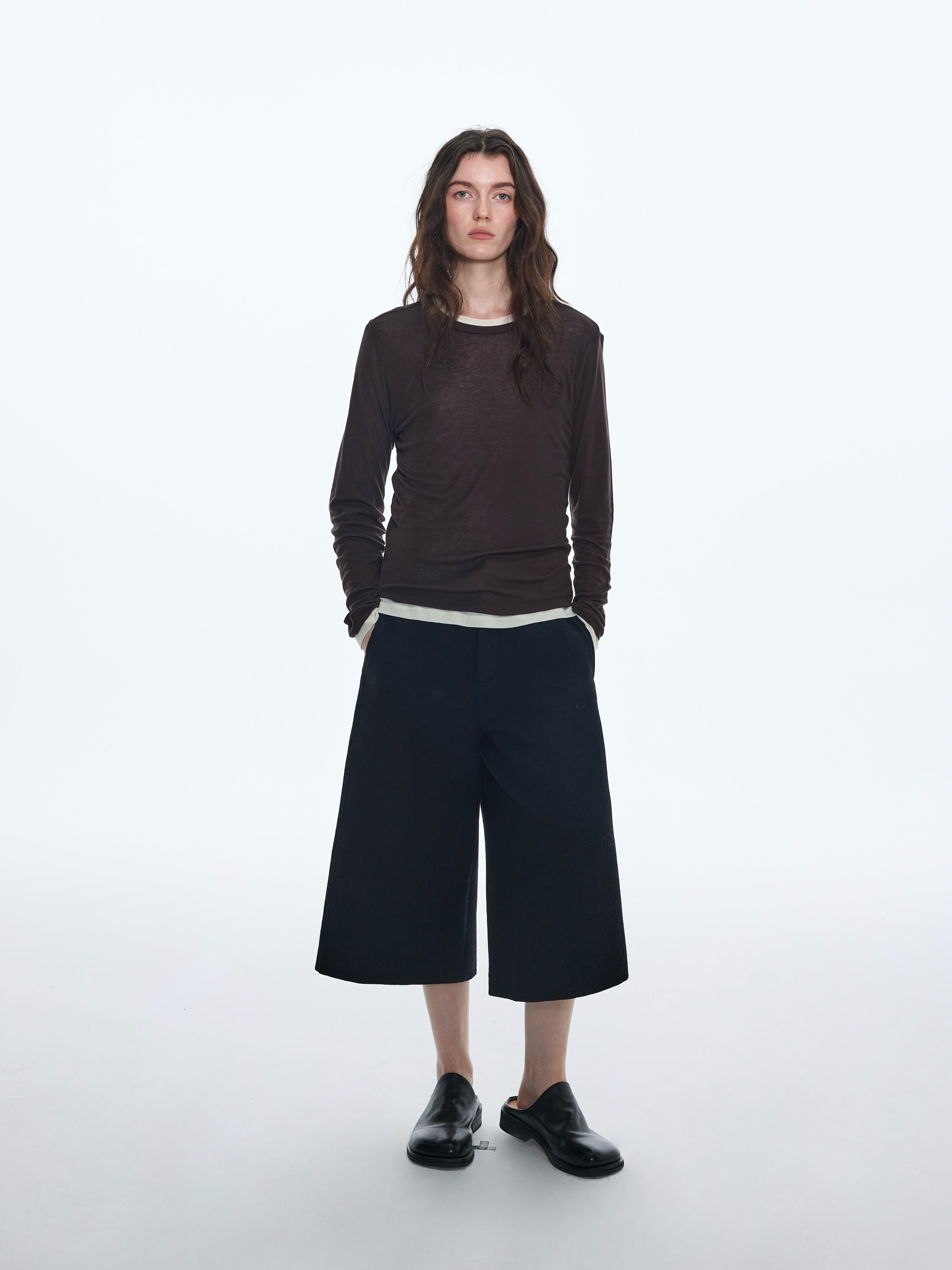 Textured Wool‑Blend Cropped Trousers