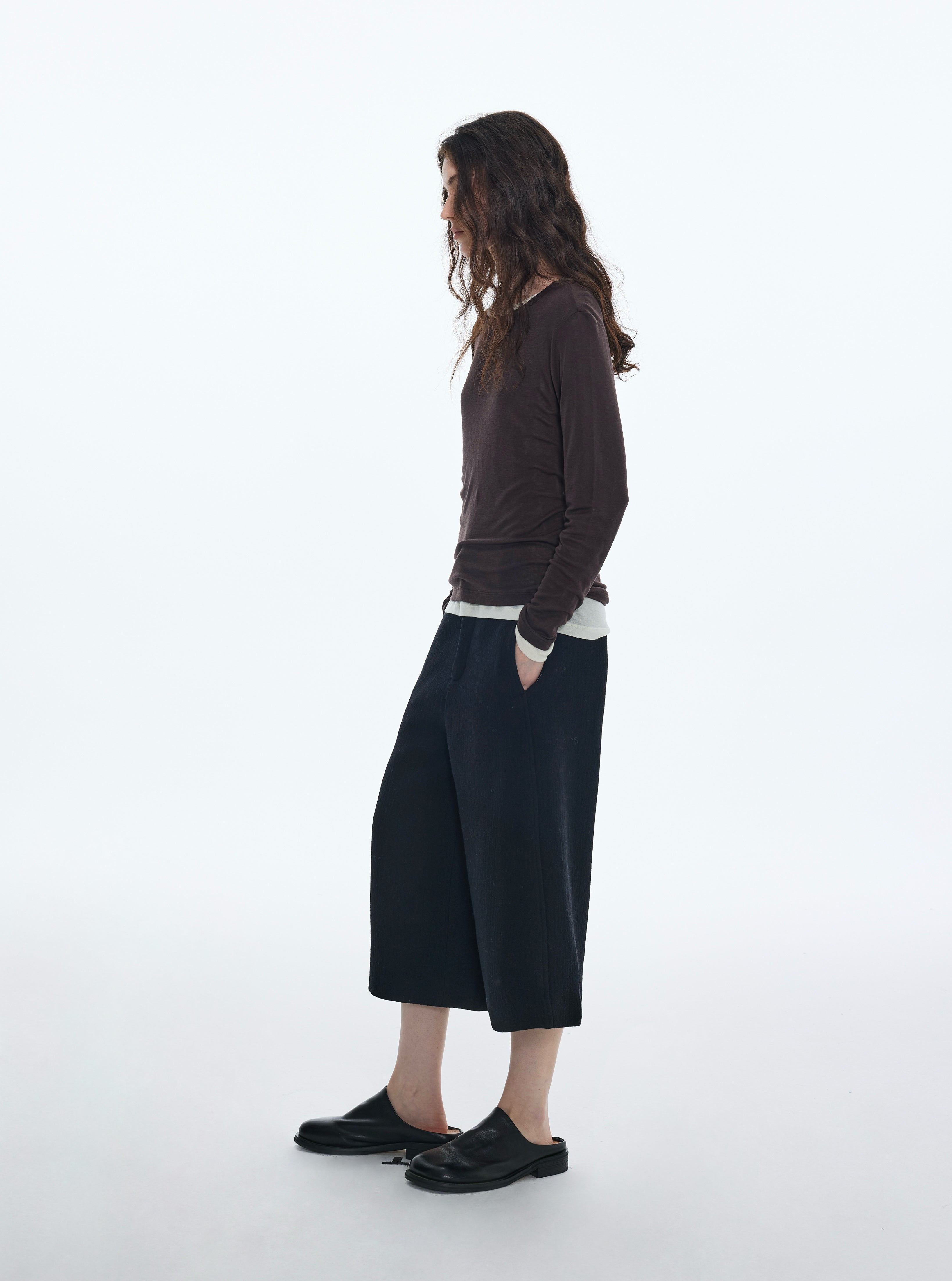 Textured Wool‑Blend Cropped Trousers