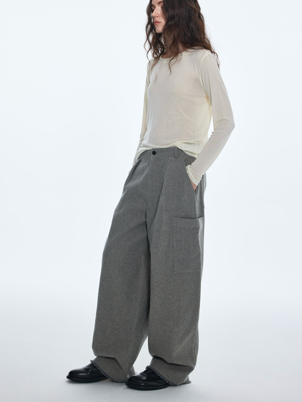 Pantalon à poches en laine mélangée 