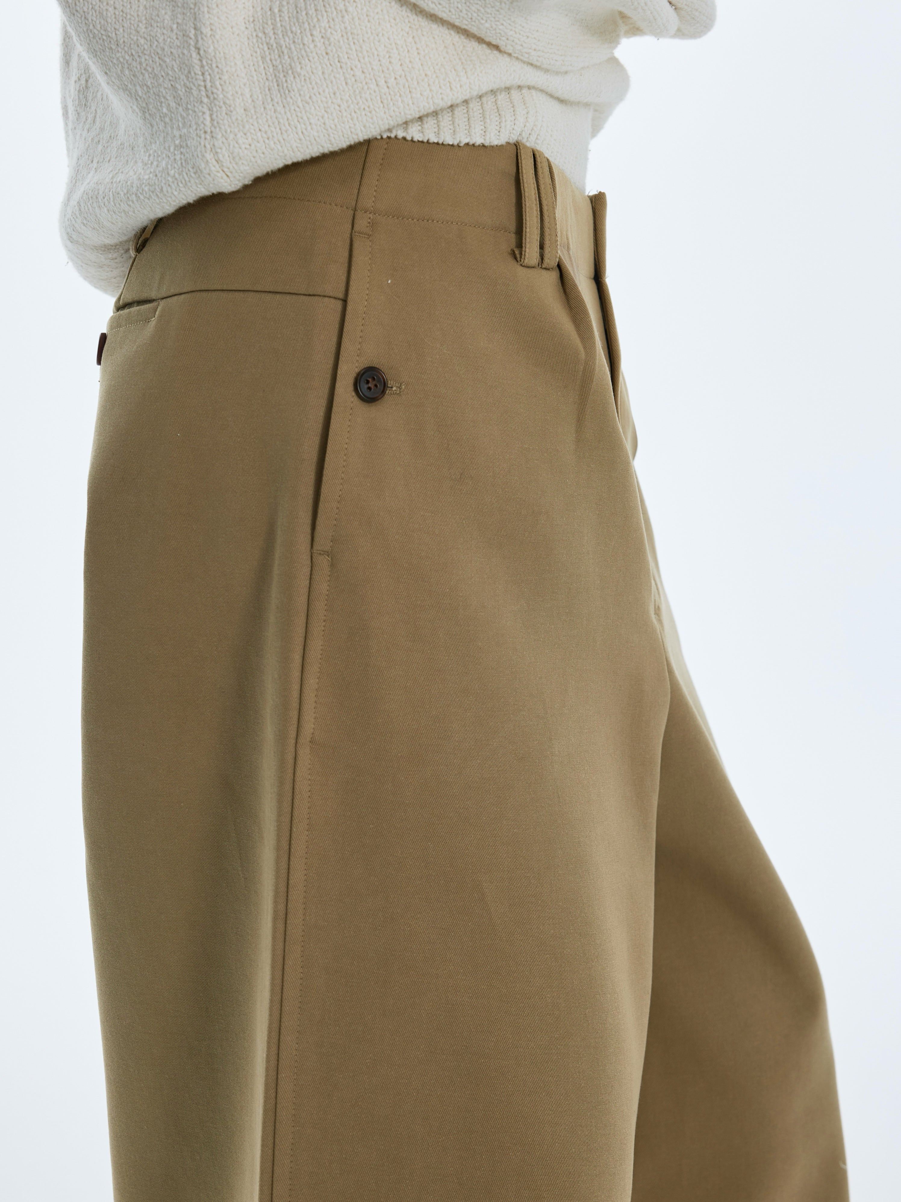 Pantalon à boutons latéraux en lyocell et coton 